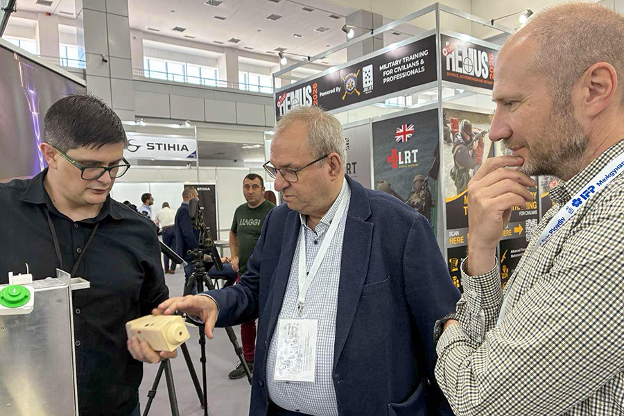 МУ-София представи плазма за рани и „умни“ шини 