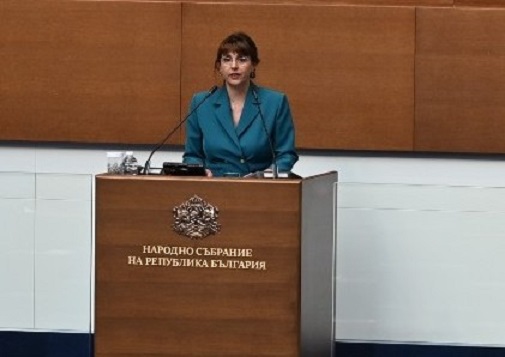  Дебатът за доходите е дебат за квалификацията