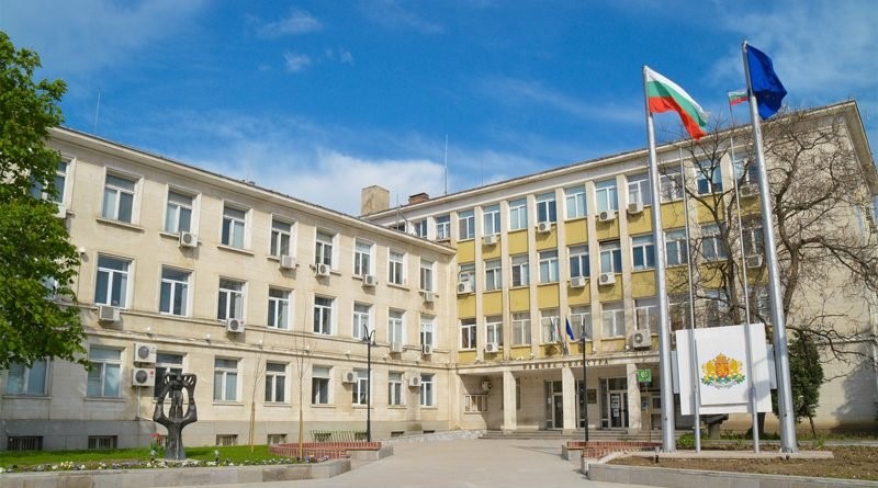 В Силистра спасиха ръката на млад мъж
