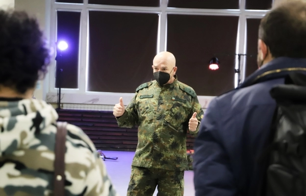 Стартира обучението на парамедици във ВМА