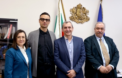 Бербатов на среща с екипа на МЗ