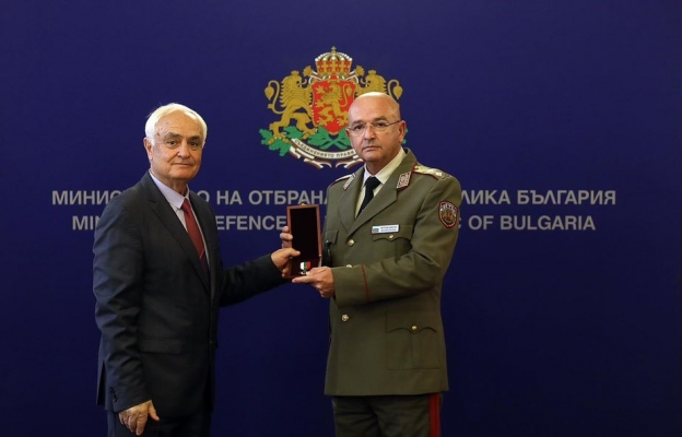 Отличия за медици от ВМА 