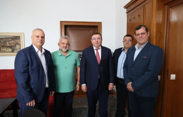  Управители на областните болници в НС 