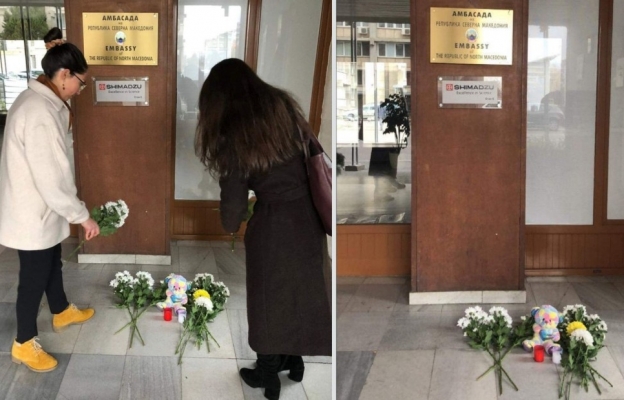 Цветя за загиналите в автобуса