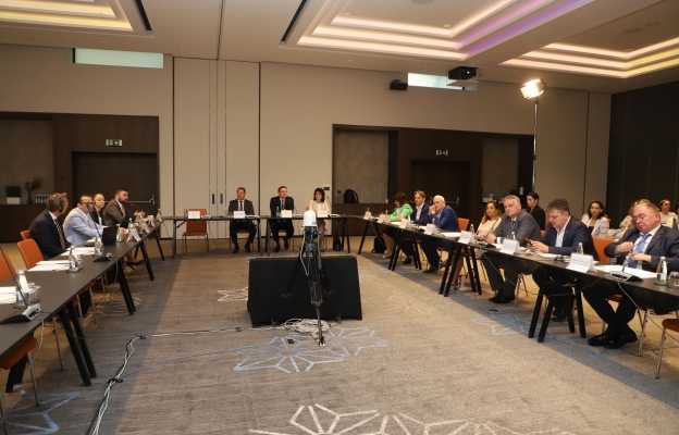 Секторът призова за надпартиен консенсус