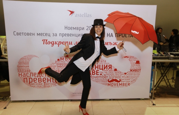 Флашмоб за рака на простатата в метрото
