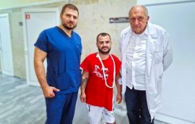 Сложна операция на пациент с рядко заболяване