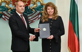 Пълен списък с министрите в кабинета на Румен Радев