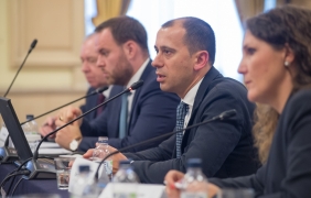 Паралелните търговци искат ремонт на цените